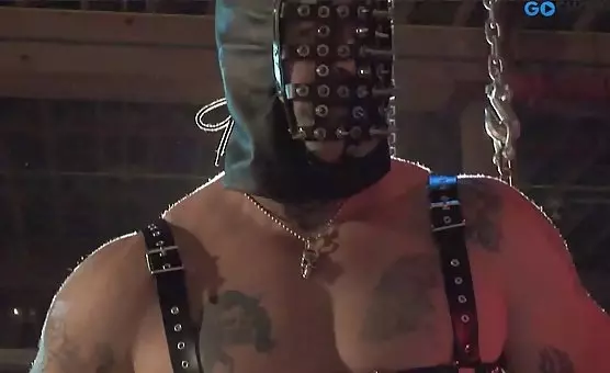 Erotic Chains, Masks Gloryholes Fulfilled Cum Swapping